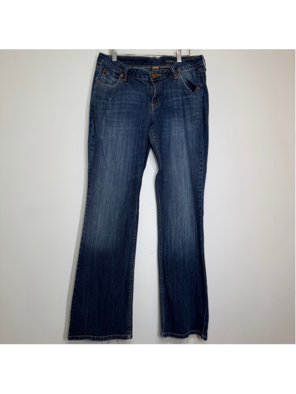 Arizona Jeans Co. Bootcut Long Women Flare 17 Dark Wash Stretch Y2K Raw Hem